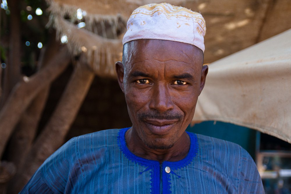 Cattle market seller