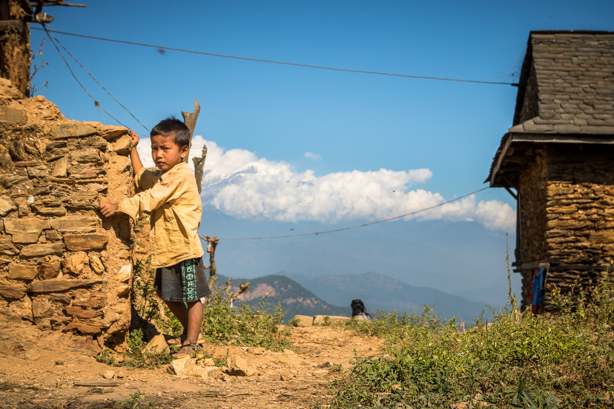 Himalaya Bandipur trek child