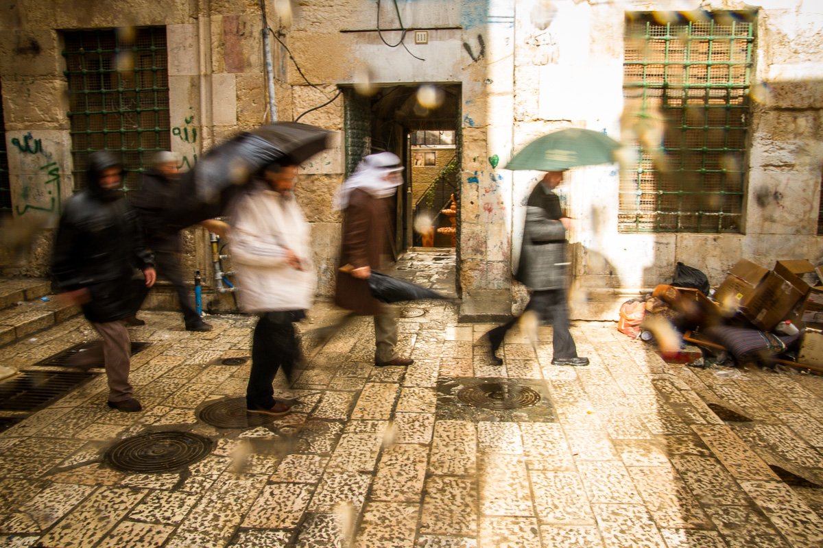 Jerusalem souk alley view