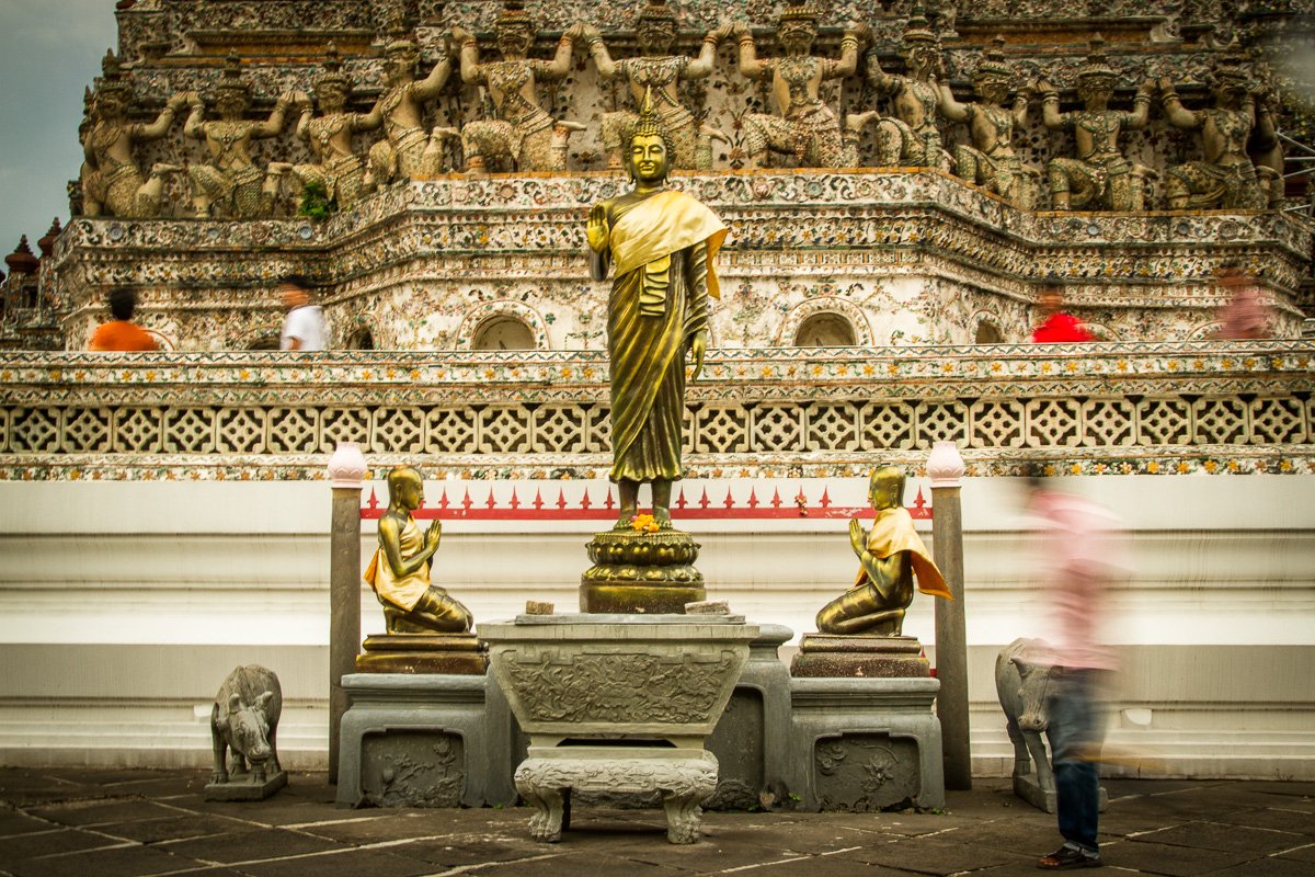 Statue